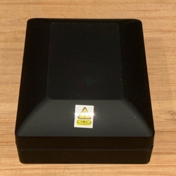 NIB Lighted Jewelry Box - Picture 1 of 4
